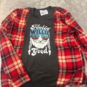 Willie Nelson tshirt/flannel